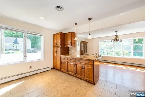 8 Pershing Street Emerson NJ 07630