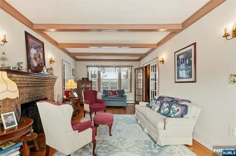 23 Pleasant Place Kearny NJ 07032