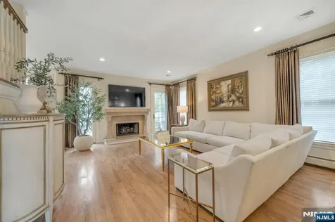303 Rockland Avenue River Vale NJ 07675