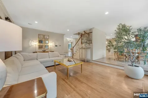 303 Rockland Avenue River Vale NJ 07675