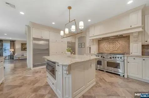 303 Rockland Avenue River Vale NJ 07675
