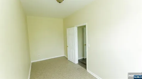 428 Avon Avenue Newark NJ 07108