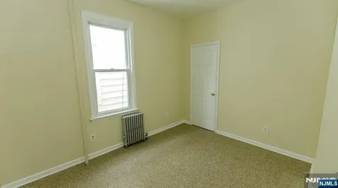 428 Avon Avenue Newark NJ 07108