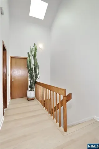 3 Brookside Heights Wanaque NJ 07465