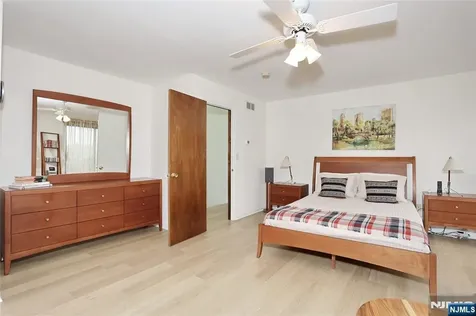 3 Brookside Heights Wanaque NJ 07465