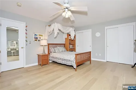 3 Brookside Heights Wanaque NJ 07465