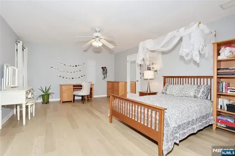 3 Brookside Heights Wanaque NJ 07465