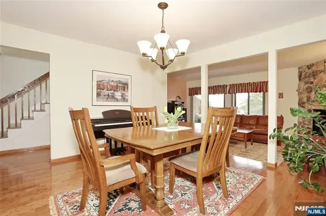 3 Brookside Heights Wanaque NJ 07465