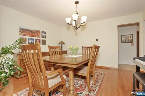 3 Brookside Heights Wanaque NJ 07465