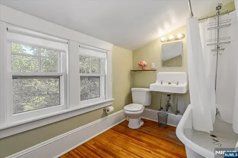 221 Christopher Street Montclair NJ 07042