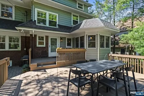 221 Christopher Street Montclair NJ 07042
