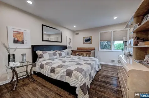 69 Cummings Circle West Orange NJ 07052
