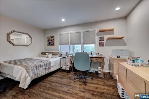 69 Cummings Circle West Orange NJ 07052