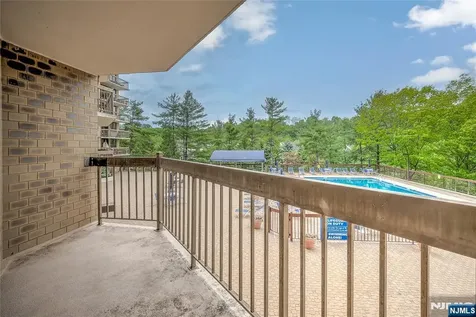 10 Smith Manor Boulevard West Orange NJ 07052