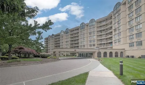 10 Smith Manor Boulevard West Orange NJ 07052