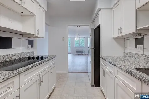 10 Smith Manor Boulevard West Orange NJ 07052