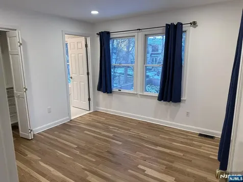 14 Louise Lane Tenafly NJ 07670