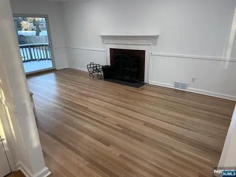 14 Louise Lane Tenafly NJ 07670
