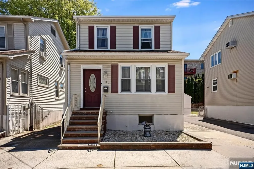 136 Cedar Street Cliffside Park NJ 07010