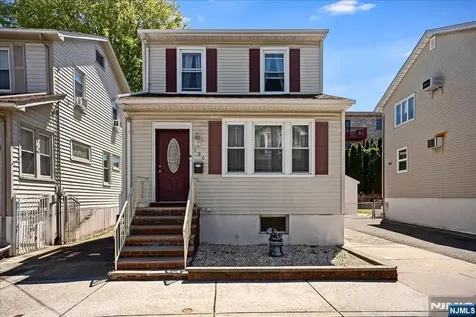 136 Cedar Street Cliffside Park NJ 07010