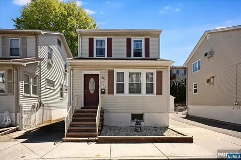 136 Cedar Street Cliffside Park NJ 07010