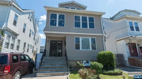 180-182 Ellery Avenue Newark NJ 07106