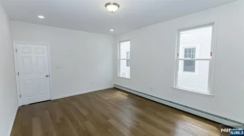 180-182 Ellery Avenue Newark NJ 07106