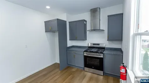 180-182 Ellery Avenue Newark NJ 07106