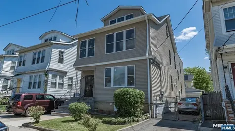 180-182 Ellery Avenue Newark NJ 07106
