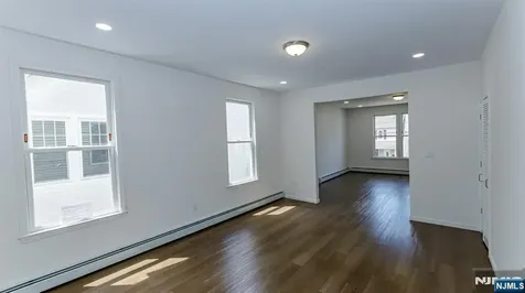 180-182 Ellery Avenue Newark NJ 07106