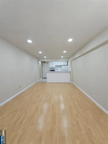 333 Grand Avenue Palisades Park NJ 07650