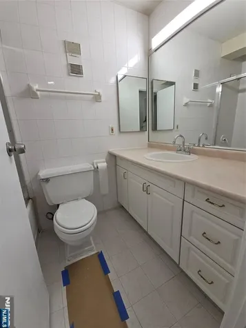 333 Grand Avenue Palisades Park NJ 07650