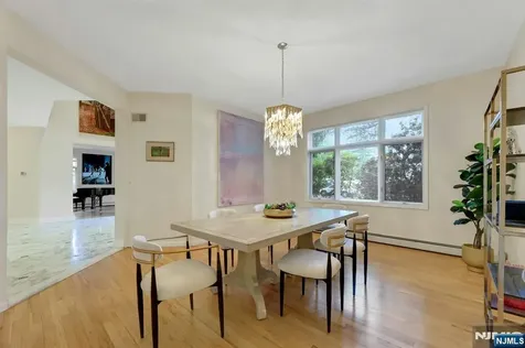 10 Parker Place Old Tappan NJ 07675