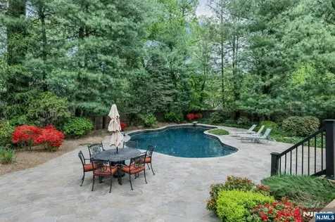 10 Parker Place Old Tappan NJ 07675