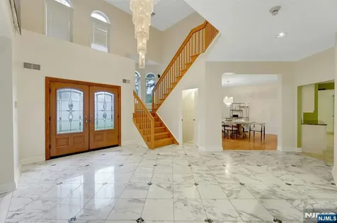 10 Parker Place Old Tappan NJ 07675