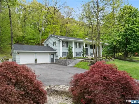 125 Kitchell Lake Drive West Milford NJ 07480