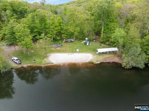 125 Kitchell Lake Drive West Milford NJ 07480