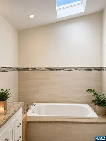 13 Canterbury Lane New Milford NJ 07646