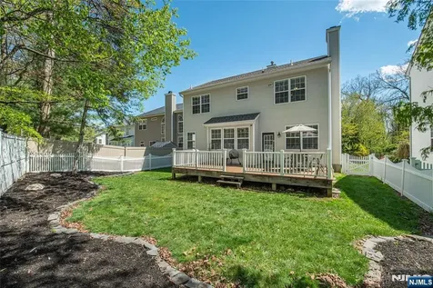 16 Indian Spring Drive Jefferson Township NJ 07438