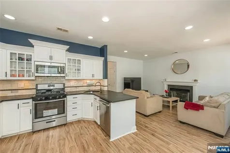 16 Indian Spring Drive Jefferson Township NJ 07438