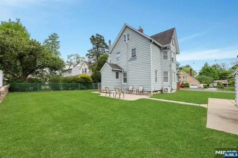 160 Clinton Avenue Hillsdale NJ 07642