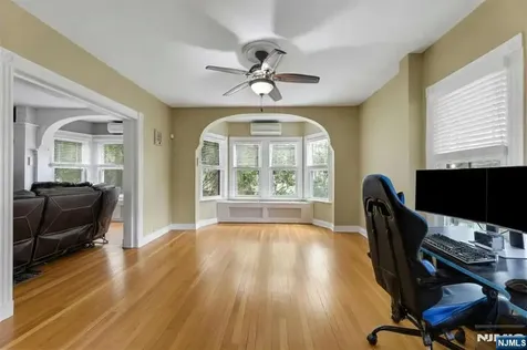 160 Clinton Avenue Hillsdale NJ 07642