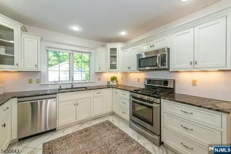 39 Essex Avenue Montclair NJ 07042