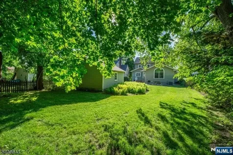 39 Essex Avenue Montclair NJ 07042