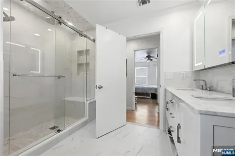 161 South Parkway Clifton NJ 07014