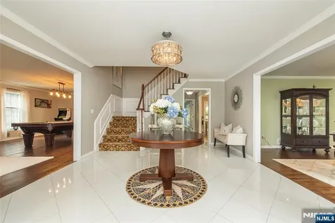 14 Fox Run North Caldwell NJ 07006