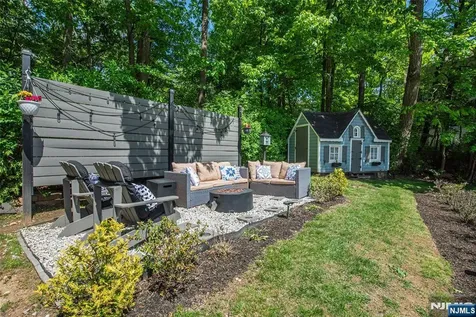 14 Fox Run North Caldwell NJ 07006