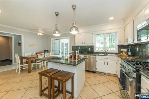 14 Fox Run North Caldwell NJ 07006