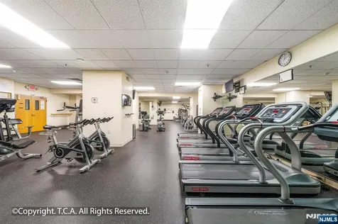 6040 Boulevard East West New York NJ 07093