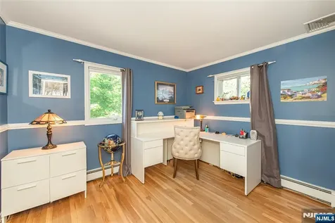 25 Meadow Drive Little Falls NJ 07424